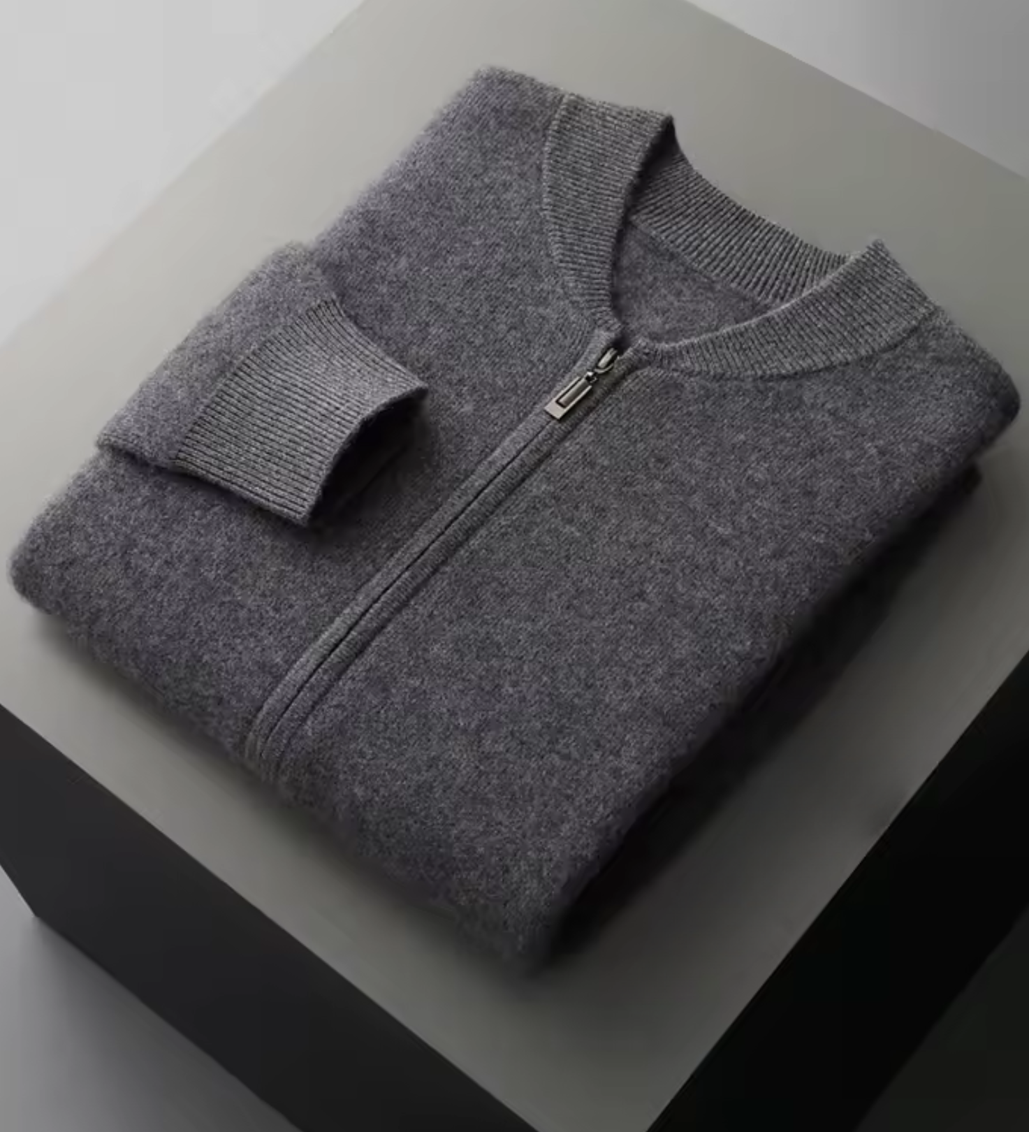 Čisti ekstra-fini merino vuna falconi komplet