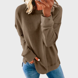 Elizabeth | Understated with a plain sweater