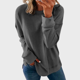 Elizabeth | Understated with a plain sweater