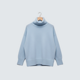 Klára | Elegant Knitted Turtleneck for Cold Days